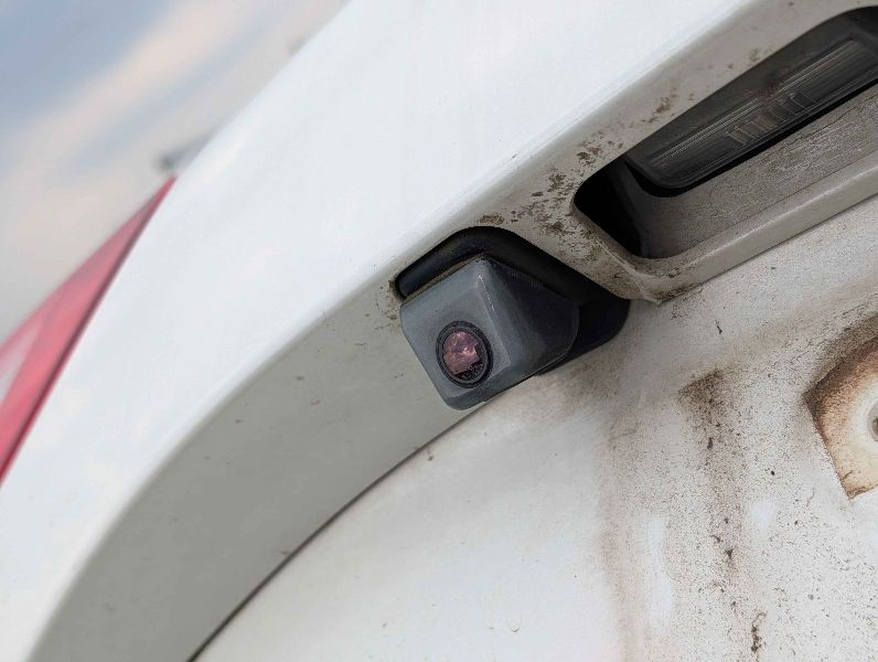  31246  TOYOTA VITZ  2017  