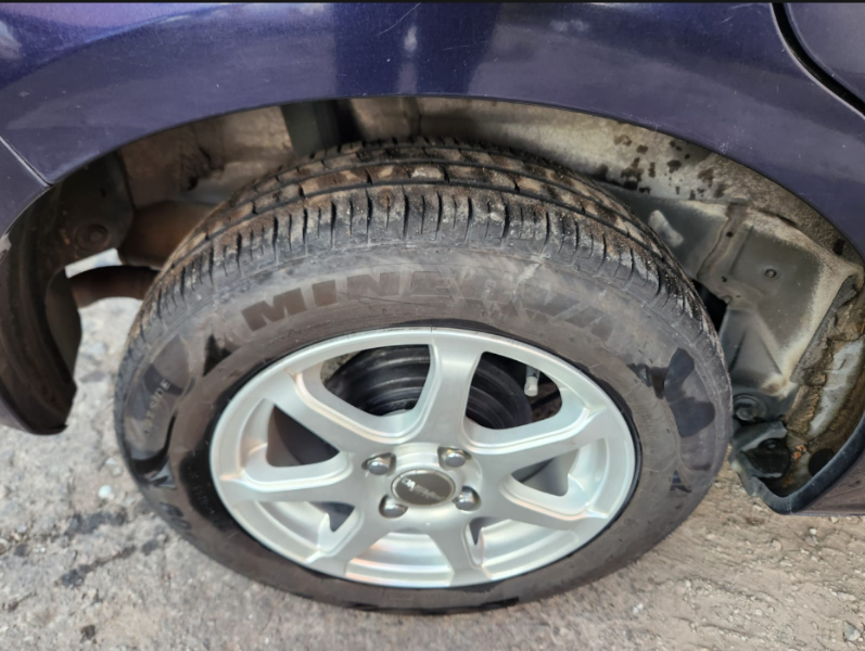  31251  HONDA FIT  2009  