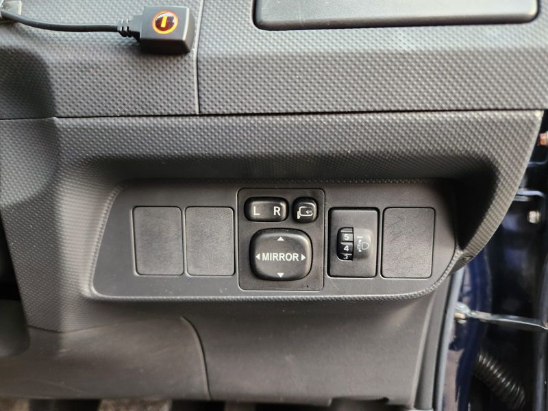  31254  TOYOTA AURIS  2007  