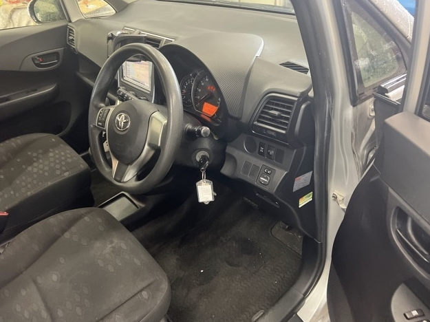  31255  TOYOTA RACTIS  2013  