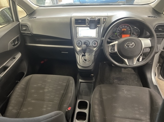  31255  TOYOTA RACTIS  2013  