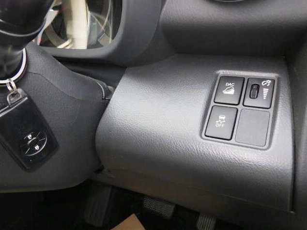  31258  TOYOTA VANGUARD  2011  