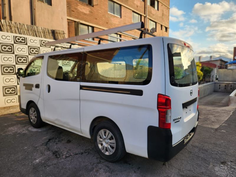  31259  NISSAN CARAVAN  2014  