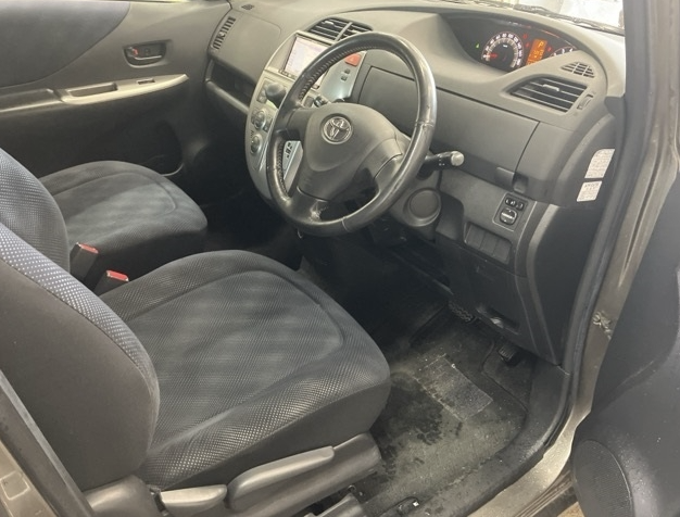  31261  TOYOTA RACTIS  2005  