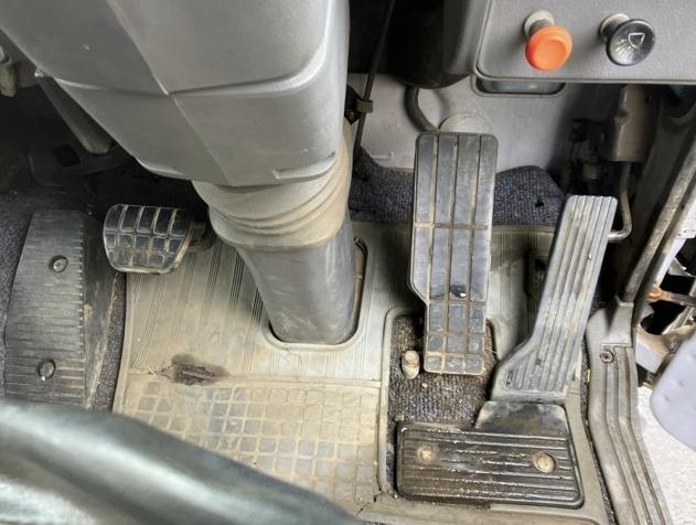  31268  HINO RANGER  1996  