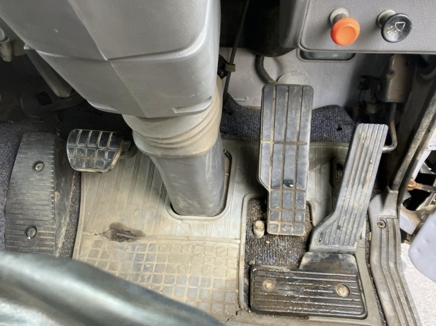  31268  HINO RANGER  1996  
