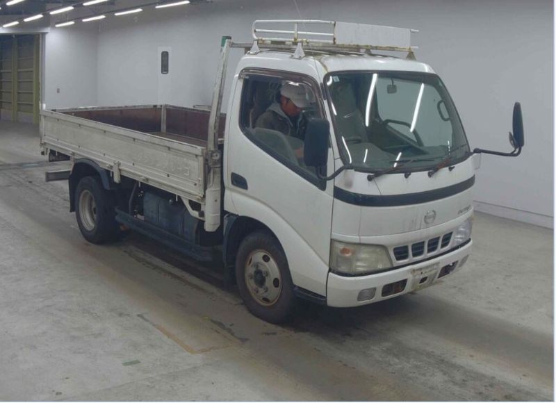  31271  HINO DUTRO  2006 