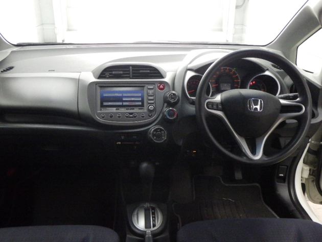  31281  HONDA FIT  2011  