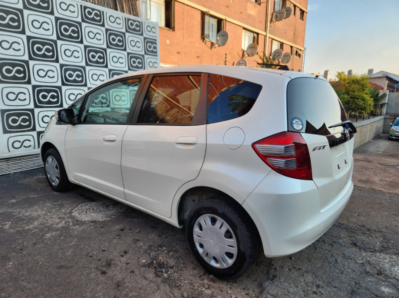  31281  HONDA FIT  2011  