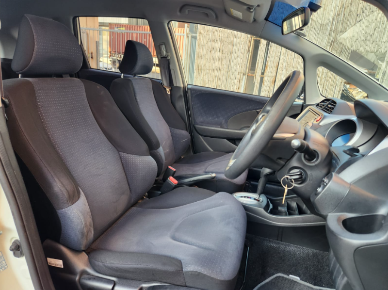  31281  HONDA FIT  2011  