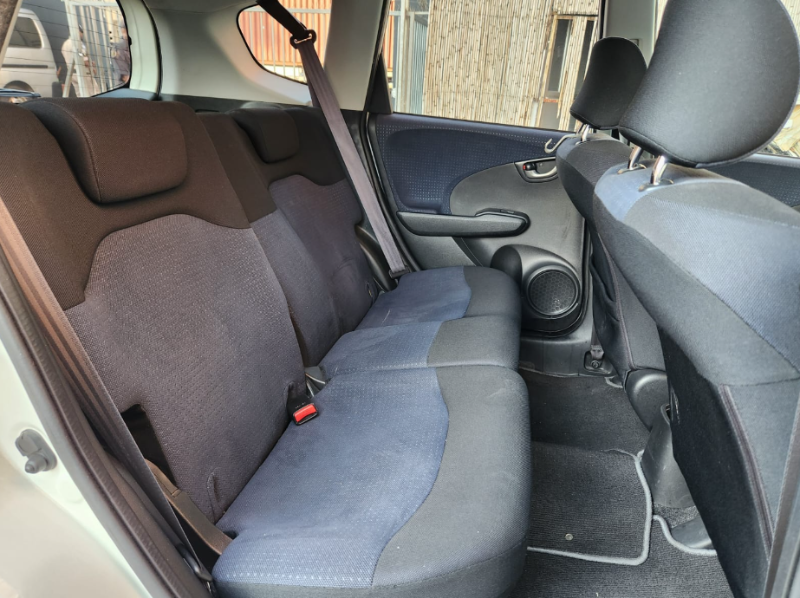  31281  HONDA FIT  2011  