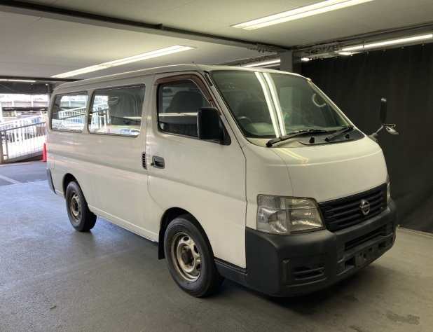  31282  NISSAN CARAVAN  2005 
