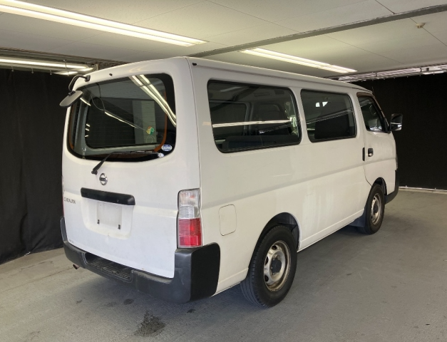  31282  NISSAN CARAVAN  2005  