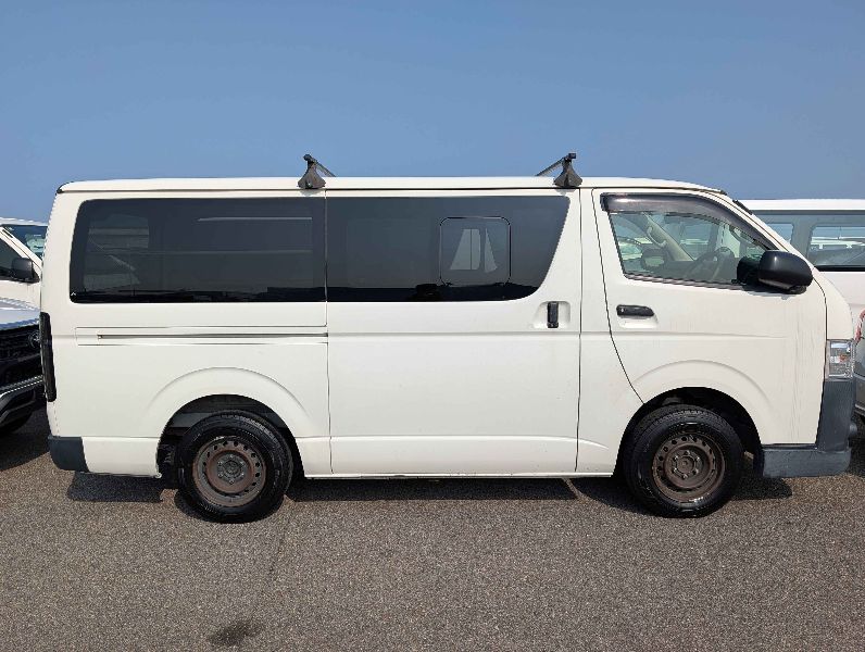  31284  TOYOTA REGIUS ACE  2017  
