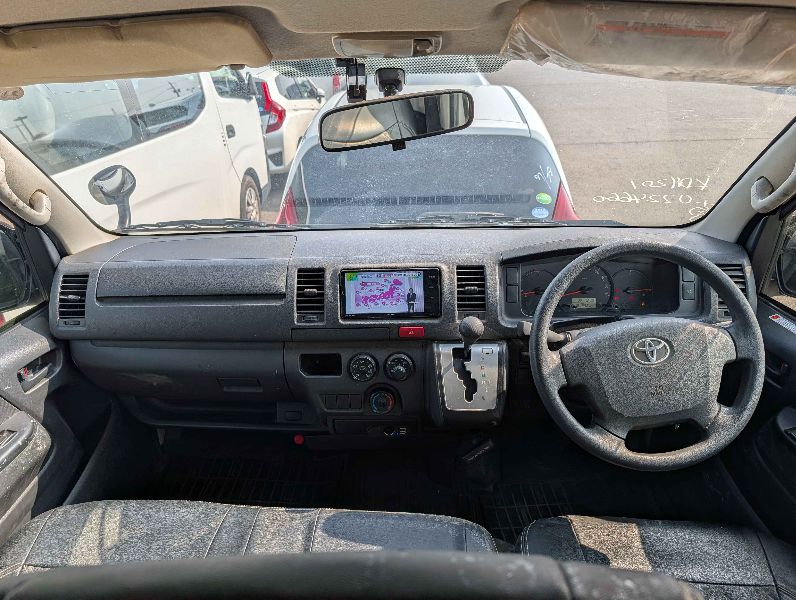  31284  TOYOTA REGIUS ACE  2017  