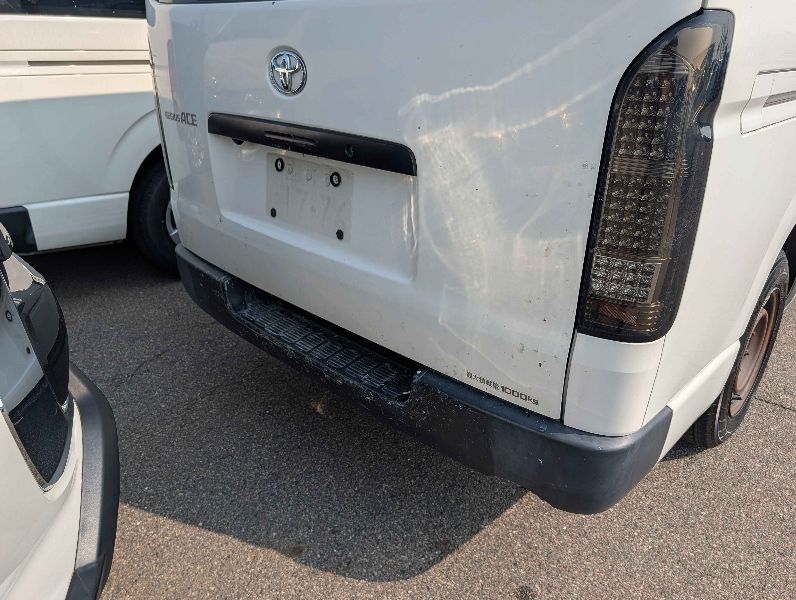 31284  TOYOTA REGIUS ACE  2017  