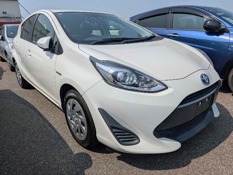  31285  TOYOTA AQUA  2018 