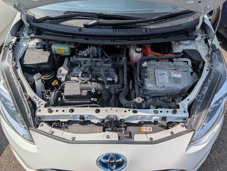  31285  TOYOTA AQUA  2018  
