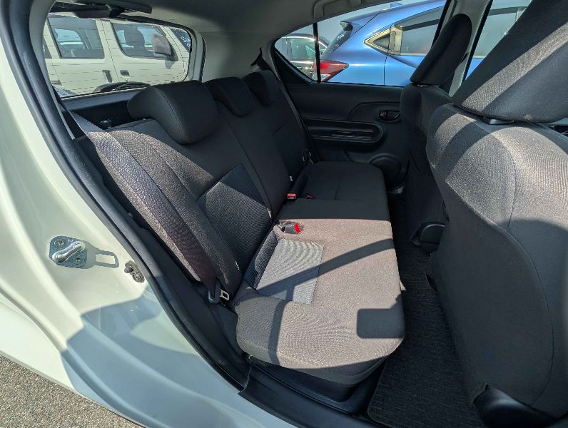  31285  TOYOTA AQUA  2018  