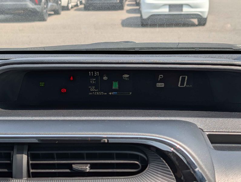  31285  TOYOTA AQUA  2018  