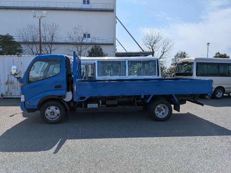  31289  HINO DUTRO  2002  