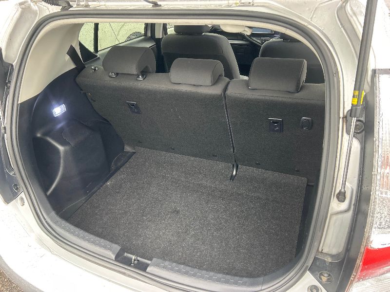  31290  TOYOTA AQUA  2017  
