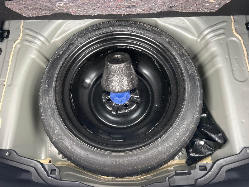  31290  TOYOTA AQUA  2017  