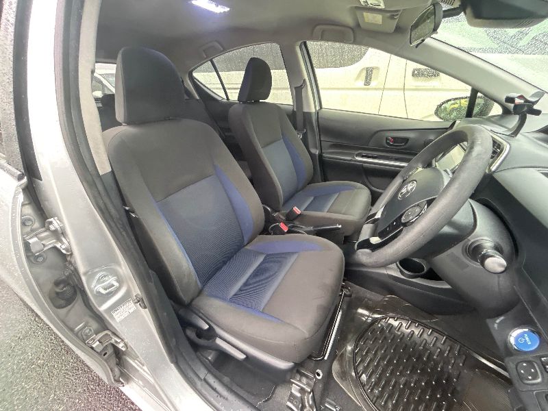  31290  TOYOTA AQUA  2017  