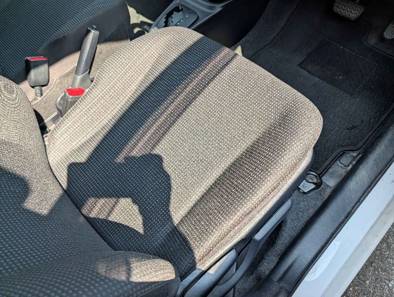  31294  TOYOTA VITZ  2017  