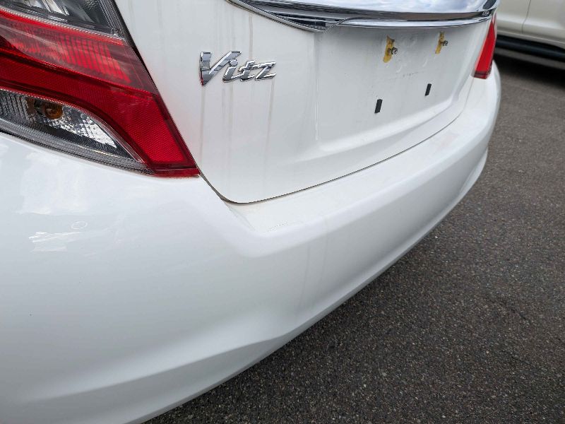  31304  TOYOTA VITZ  2016  