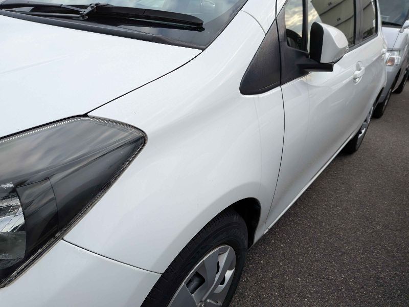  31304  TOYOTA VITZ  2016  