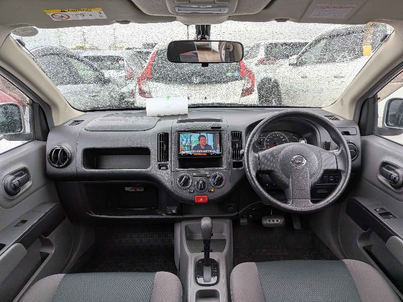  31306  NISSAN AD  2017  