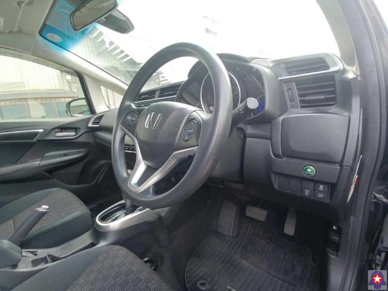  31307  HONDA FIT  2017  