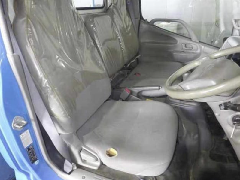  31308  HINO DUTRO  2010  