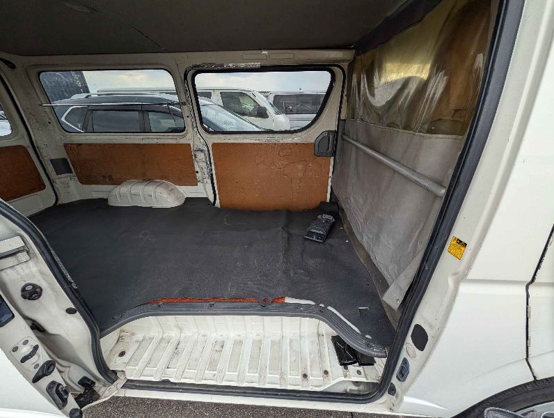 31312  TOYOTA HIACE  2007  