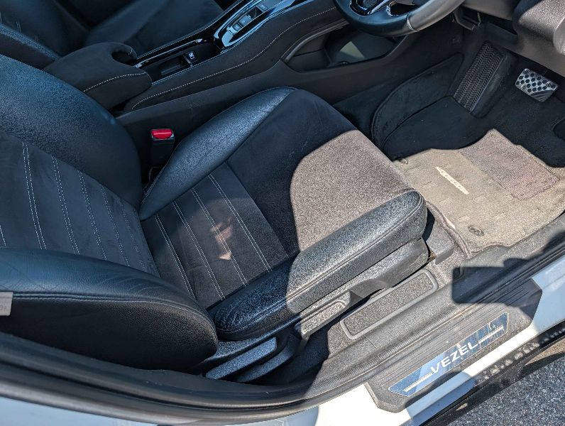 31315  HONDA VEZEL  2017  