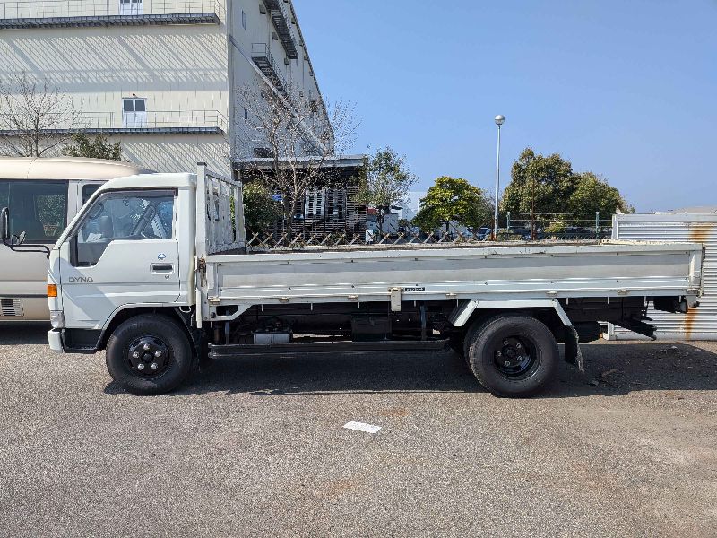  31317  TOYOTA DYNA  1995  