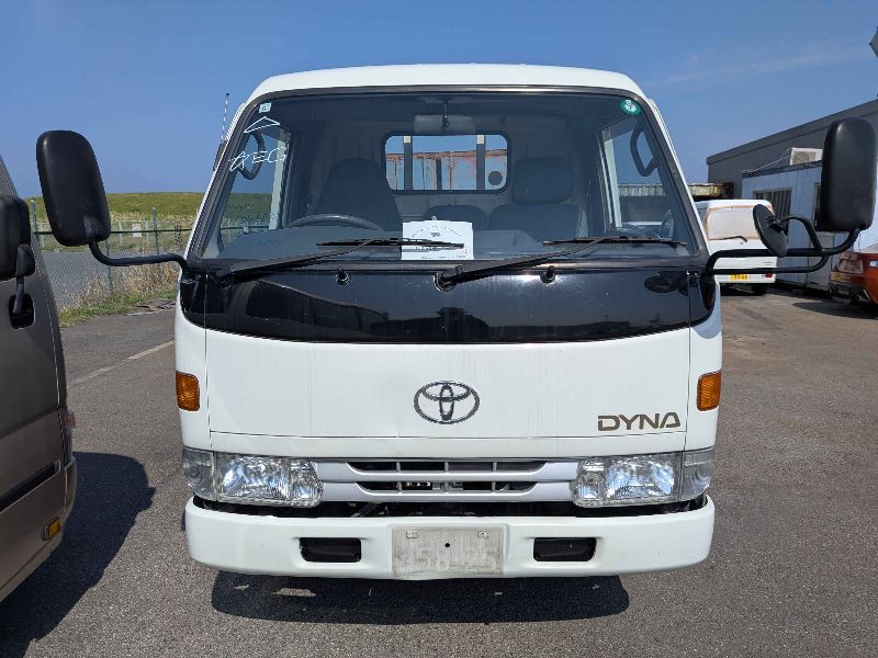  31317  TOYOTA DYNA  1995  