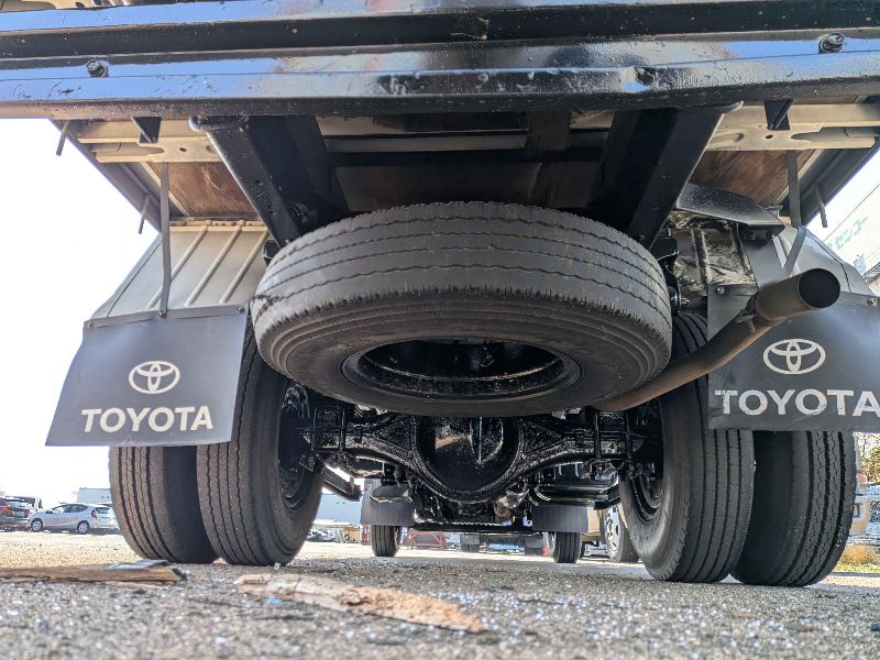  31317  TOYOTA DYNA  1995  
