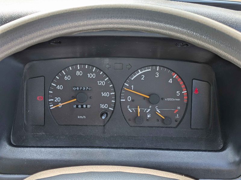  31317  TOYOTA DYNA  1995  