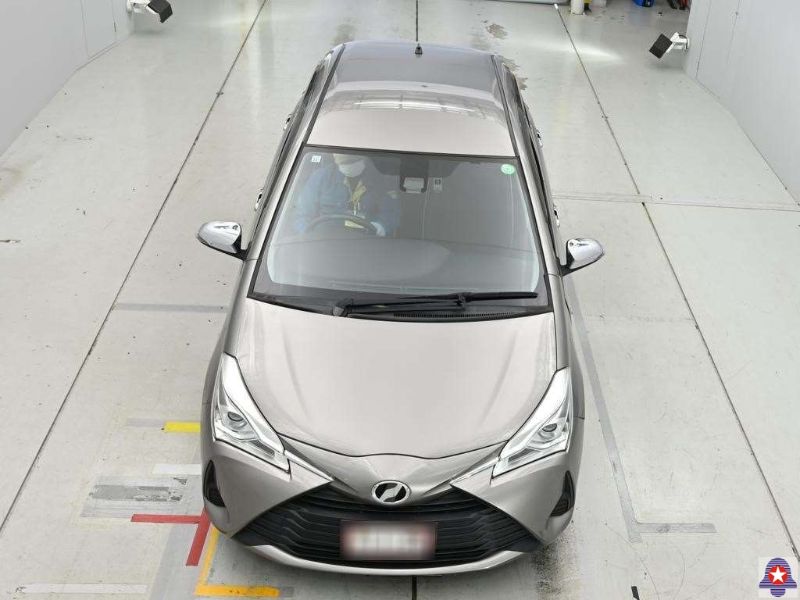  31322  TOYOTA VITZ  2017  