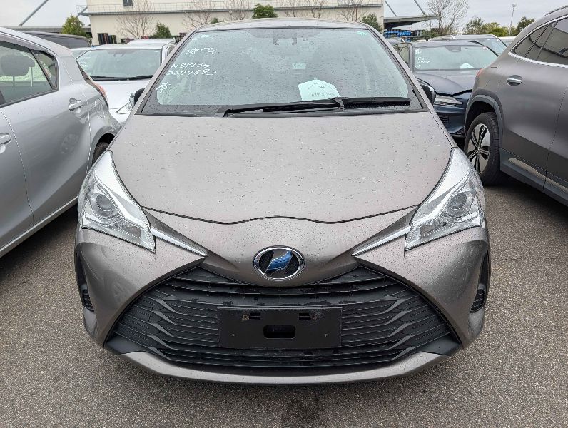  31322  TOYOTA VITZ  2017  