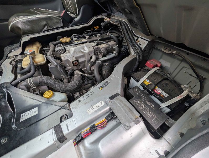  31323  NISSAN CARAVAN  2017  