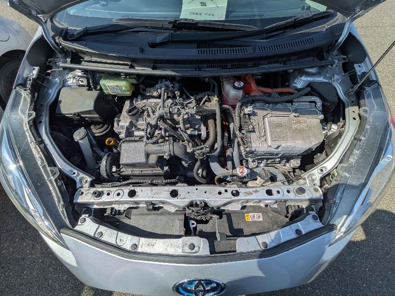  31352  TOYOTA AQUA  2018  