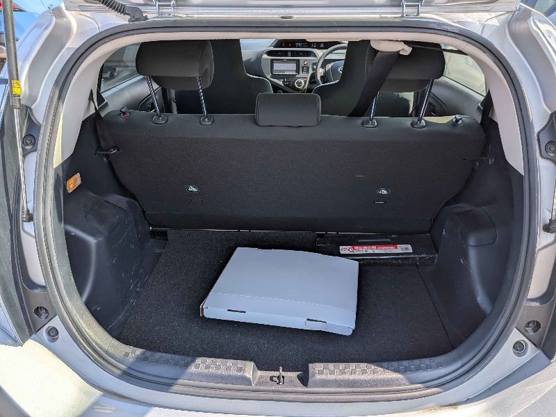  31352  TOYOTA AQUA  2018  
