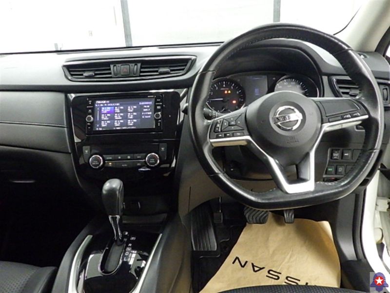  31353  NISSAN X-TRAIL  2017  