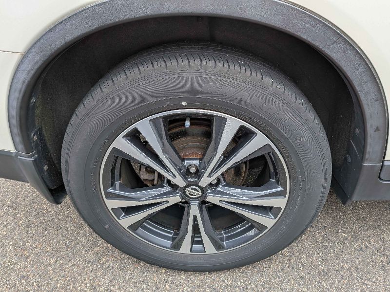 31353  NISSAN X-TRAIL  2017  