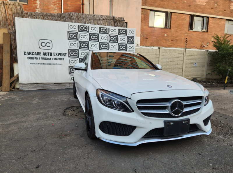  31359  MERCEDES BENZ C class  2015 