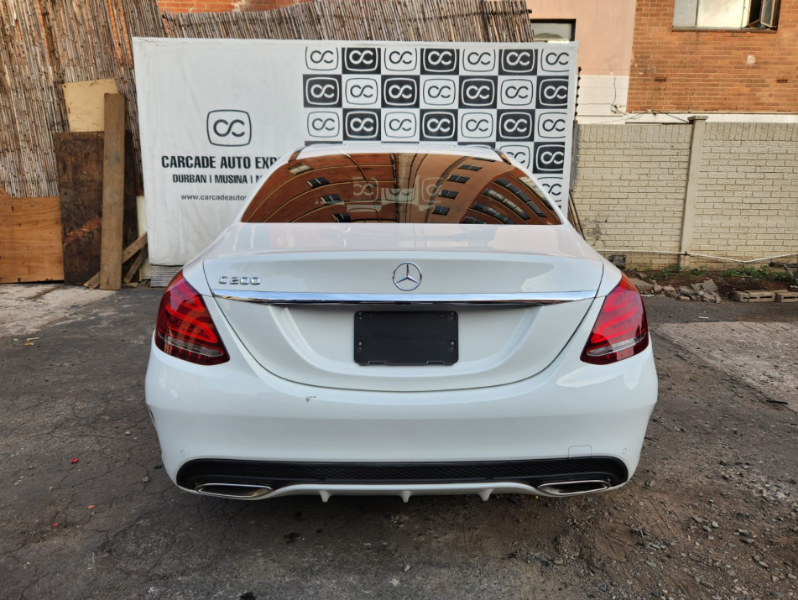  31359  MERCEDES BENZ C class  2015  