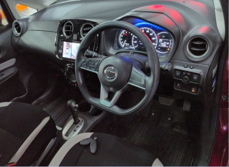  31360  NISSAN NOTE  2017  